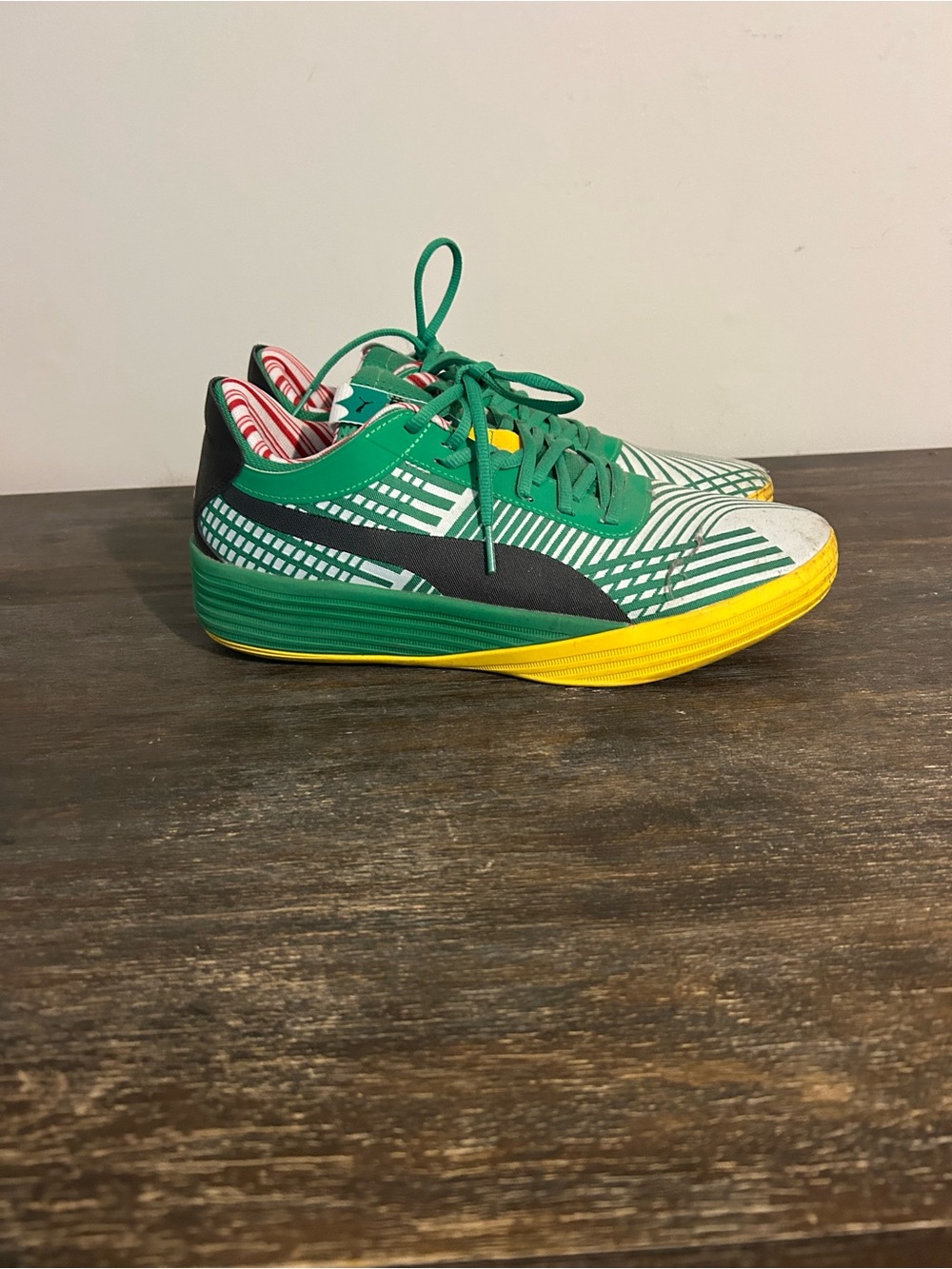 Puma Low Men’s Elf sneakers in great condition size 10.5